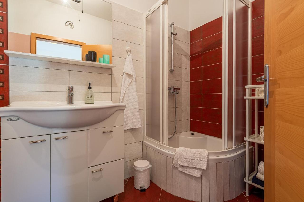 Apartment Brgacelj 칼리 외부 사진